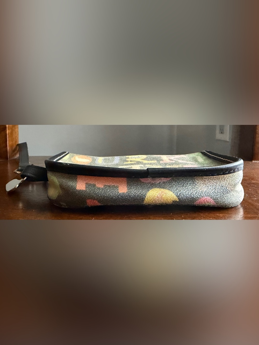 Y2K Dooney & Bourke “It Bag” Era Graffiti Doodle Wristlet - Picture 7 of 11